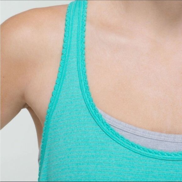 Lululemon 105F Singlet Racerback Tank Heathered Bali Breeze Teal Stripe Sz 6 - Picture 5 of 8